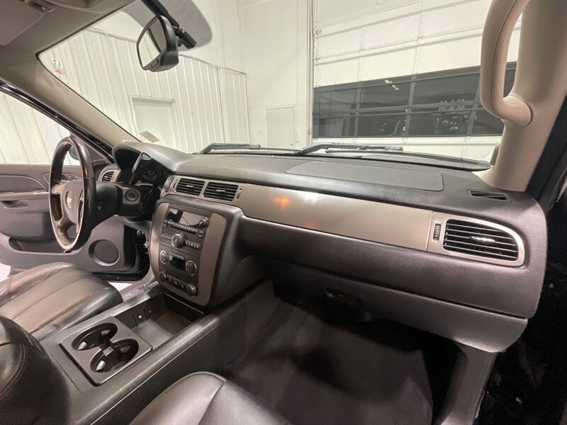 2012 Chevrolet Silverado 1500 LTZ Crew Cab 4X4 / Leather Heated seats /ZERO RUST /LOCAL TRUCK / Towing Pkg - Photo 20 - Gladstone, OR 97027