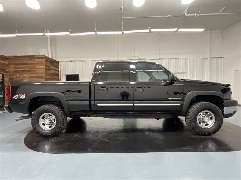 2006 Chevrolet Silverado 2500 LT Crew Cab 4X4 / 6.0L V8 GAS / BRAND NEW TIRES  / Excel Cond - Photo 4 - Gladstone, OR 97027