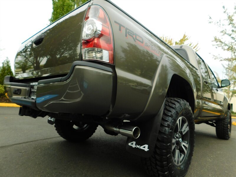 2015 Toyota Tacoma Double Cab 4X4 V6 / TRD SPORT / LONG BED / LIFTED   - Photo 12 - Portland, OR 97217