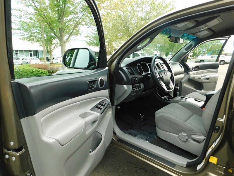 2015 Toyota Tacoma Double Cab 4X4 V6 / TRD SPORT / LONG BED / LIFTED   - Photo 13 - Portland, OR 97217