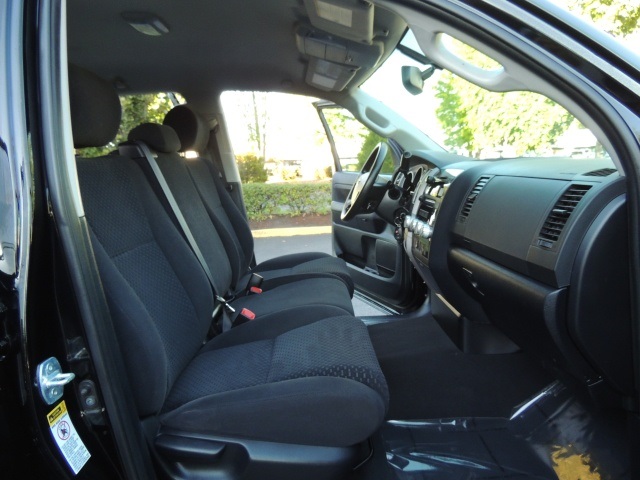 2011 Toyota Tundra Double Cab / 4X4 / TRD OFF ROAD / 1-OWNER / LIFTED   - Photo 23 - Portland, OR 97217