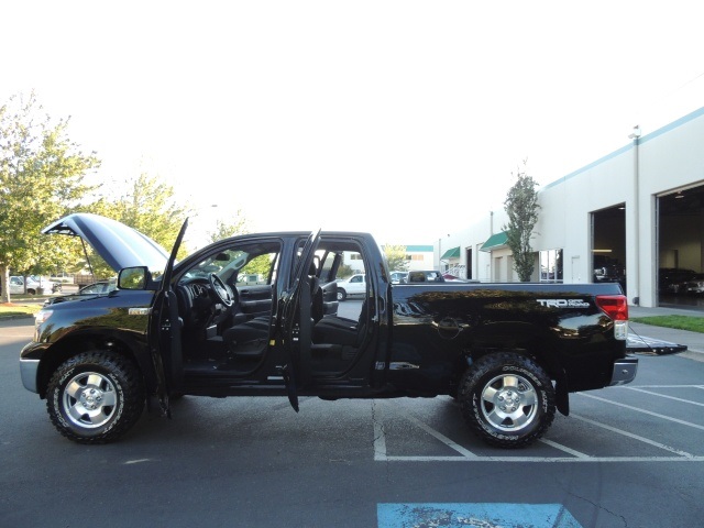 2011 Toyota Tundra Double Cab / 4X4 / TRD OFF ROAD / 1-OWNER / LIFTED   - Photo 14 - Portland, OR 97217