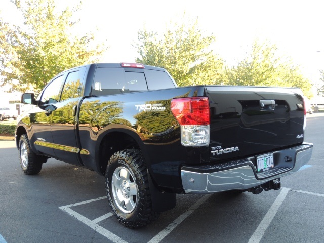 2011 Toyota Tundra Double Cab / 4X4 / TRD OFF ROAD / 1-OWNER / LIFTED   - Photo 7 - Portland, OR 97217