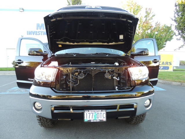 2011 Toyota Tundra Double Cab / 4X4 / TRD OFF ROAD / 1-OWNER / LIFTED   - Photo 34 - Portland, OR 97217