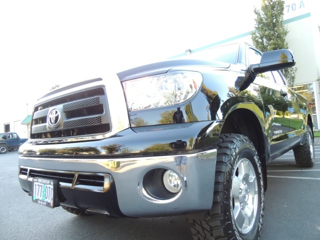 2011 Toyota Tundra Double Cab / 4X4 / TRD OFF ROAD / 1-OWNER / LIFTED   - Photo 9 - Portland, OR 97217