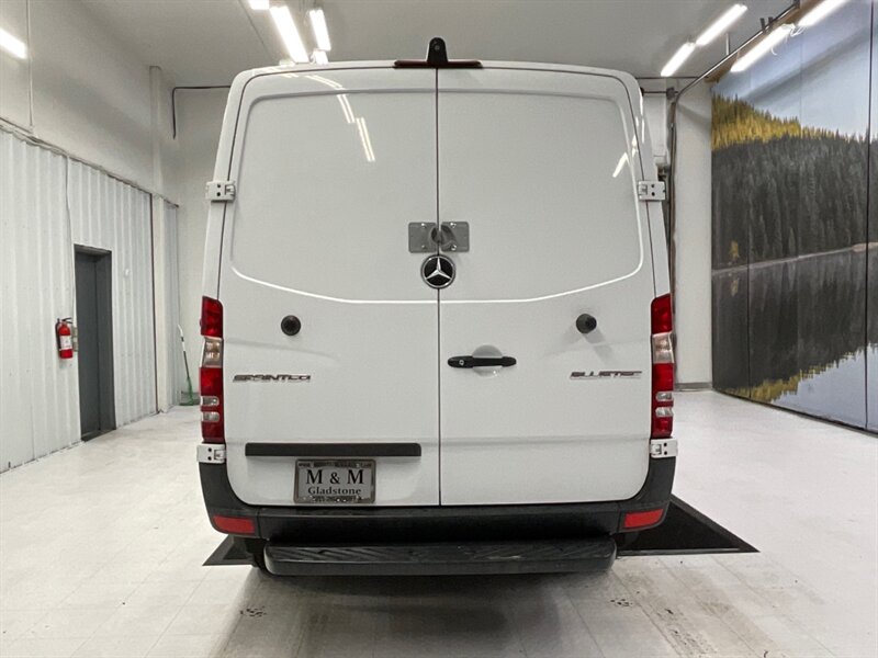 2015 Mercedes-Benz Sprinter 2500 CARGO VAN  / 2.1L 4Cyl DIESEL / Backup Camera  / NEW TIRES / STANDARD ROOF / 144 " WB - Photo 6 - Gladstone, OR 97027