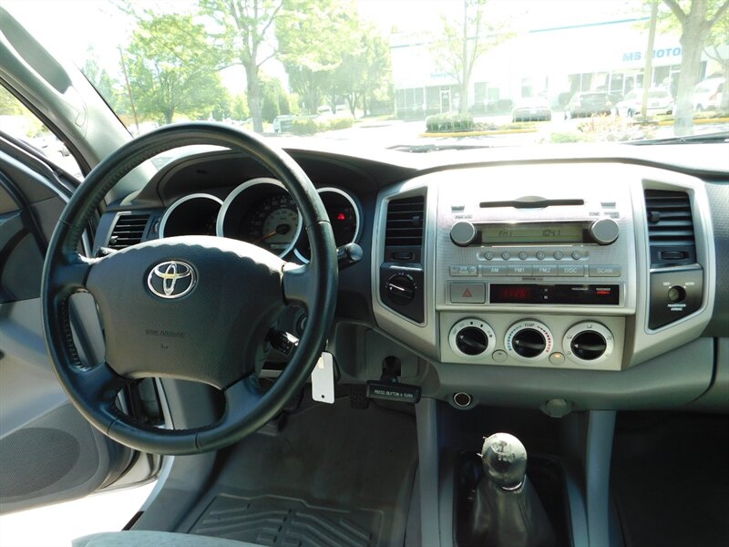 2007 Toyota Tacoma SR5 V6 4dr Access Cab 4X4 / 6-SPEED MANUAL / CLEAN   - Photo 18 - Portland, OR 97217