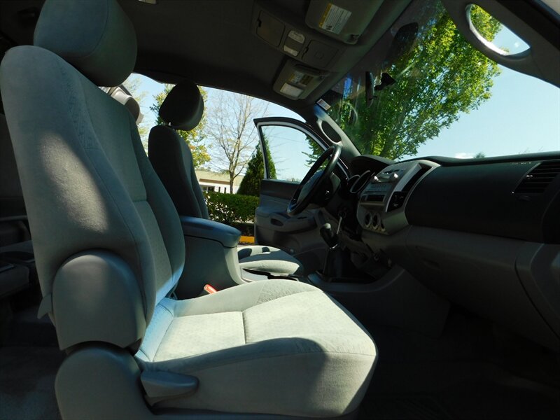 2007 Toyota Tacoma SR5 V6 4dr Access Cab 4X4 / 6-SPEED MANUAL / CLEAN   - Photo 17 - Portland, OR 97217