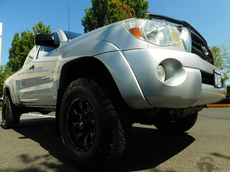 2007 Toyota Tacoma SR5 V6 4dr Access Cab 4X4 / 6-SPEED MANUAL / CLEAN   - Photo 11 - Portland, OR 97217