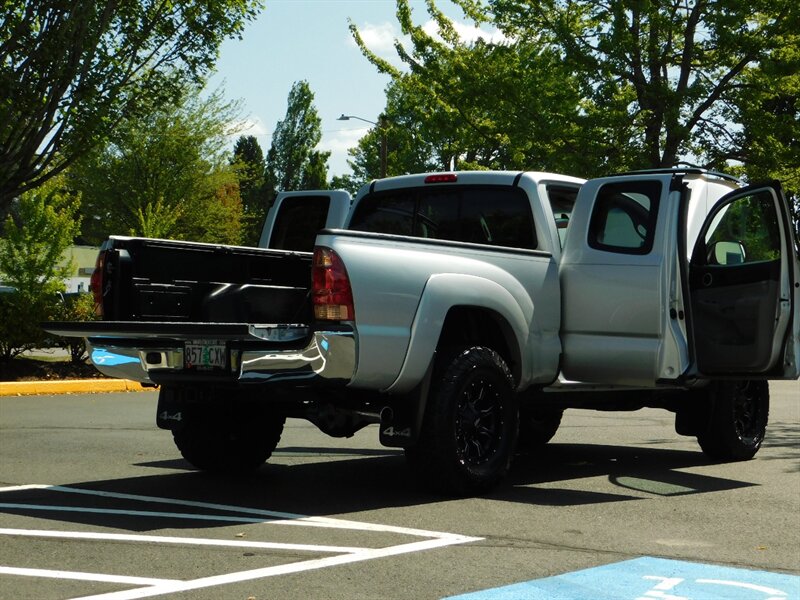 2007 Toyota Tacoma SR5 V6 4dr Access Cab 4X4 / 6-SPEED MANUAL / CLEAN   - Photo 27 - Portland, OR 97217