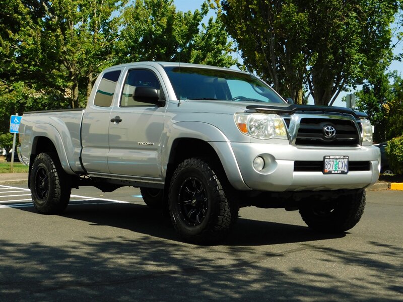 2007 Toyota Tacoma SR5 V6 4dr Access Cab 4X4 / 6-SPEED MANUAL / CLEAN   - Photo 2 - Portland, OR 97217