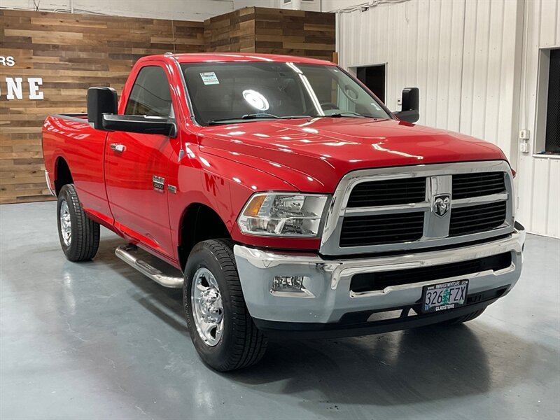 2012 RAM 2500 SLT Regular Cab 4X4 / 5.7L V8 HEMI / 1-OWNER  / LOCAL TRUCK / ZERO RUST / LONG BED / ONLY 73K MILES