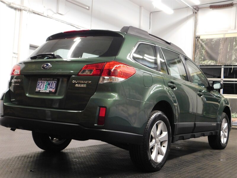 2014 Subaru Outback 2.5i Wagon AWD / BRA   - Photo 8 - Gladstone, OR 97027