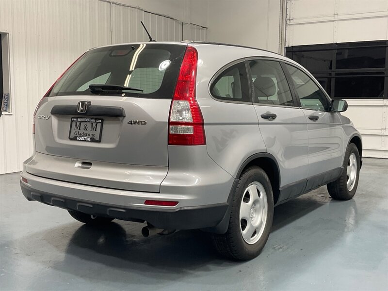 2011 Honda CR-V LX Sport Utility 4X4 / 2.4L 4Cyl /LOCAL OREGON SUV   - Photo 8 - Gladstone, OR 97027