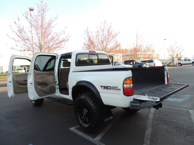 2004 Toyota Tacoma Double Cab / LIFTED   - Photo 11 - Portland, OR 97217