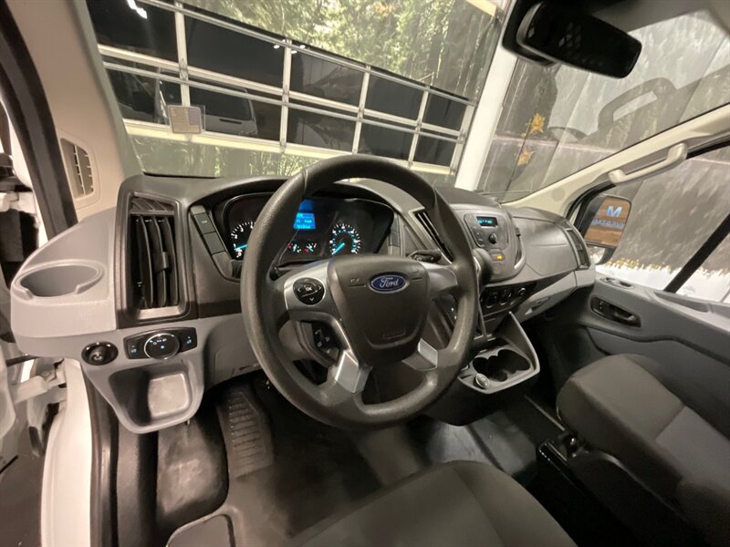 2018 Ford Transit Cargo Van 250 / 3.7L V6 / Backup Camera / 51K MILE  / Cruise Control / Backup Cam / LOW ROOF - Photo 34 - Gladstone, OR 97027