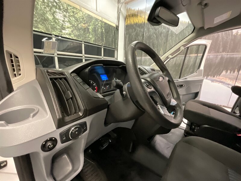 2018 Ford Transit Cargo Van 250 / 3.7L V6 / Backup Camera / 51K MILE  / Cruise Control / Backup Cam / LOW ROOF - Photo 18 - Gladstone, OR 97027