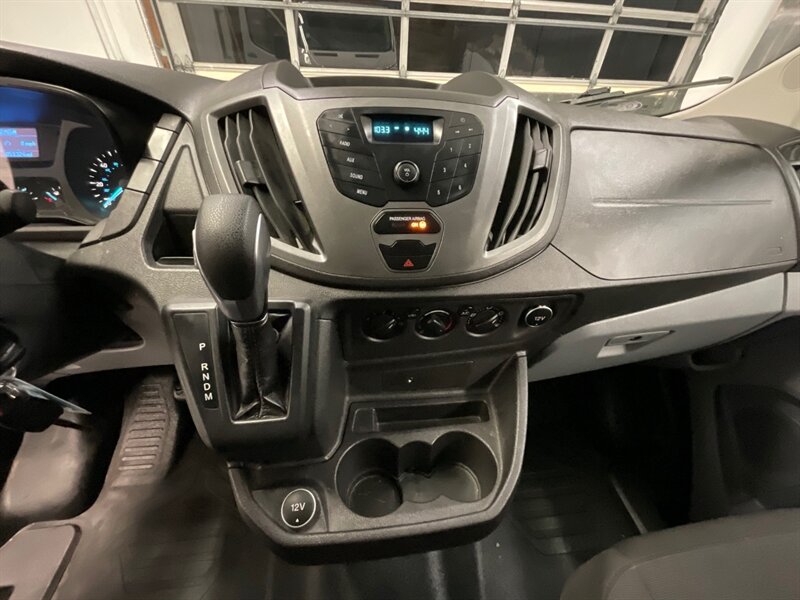 2018 Ford Transit Cargo Van 250 / 3.7L V6 / Backup Camera / 51K MILE  / Cruise Control / Backup Cam / LOW ROOF - Photo 20 - Gladstone, OR 97027