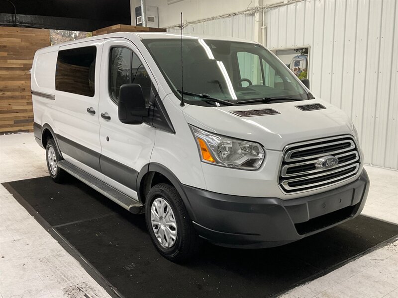 2018 Ford Transit Cargo Van 250 / 3.7L V6 / Backup Camera / 51K MILE  / Cruise Control / Backup Cam / LOW ROOF - Photo 2 - Gladstone, OR 97027