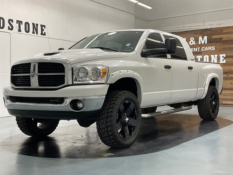 2006 Dodge Ram 2500 SLT MEGA CAB 4X4 / 5.9L CUMMINS DIESEL / LIFTED  / BRAND NEW 35 " MUD TIRES - Photo 53 - Gladstone, OR 97027