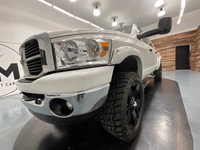 2006 Dodge Ram 2500 SLT MEGA CAB 4X4 / 5.9L CUMMINS DIESEL / LIFTED  / BRAND NEW 35 " MUD TIRES - Photo 49 - Gladstone, OR 97027