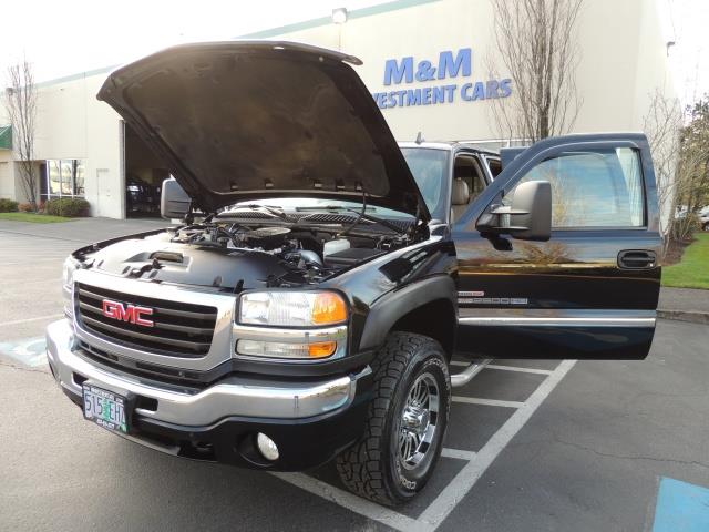 2006 GMC Sierra 2500 SLT 4X4 CrewCab 6.6 DURAMAX Diesel SnugTop Canopy   - Photo 13 - Portland, OR 97217