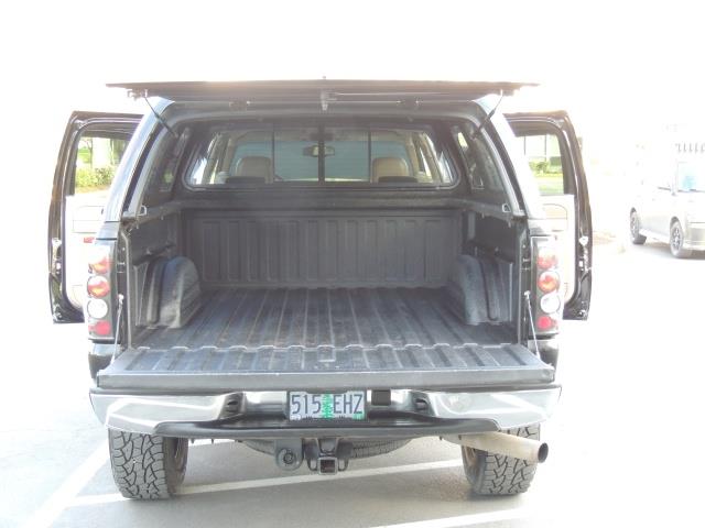 2006 GMC Sierra 2500 SLT 4X4 CrewCab 6.6 DURAMAX Diesel SnugTop Canopy   - Photo 30 - Portland, OR 97217