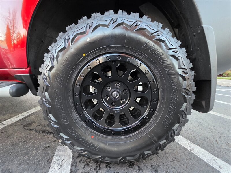 2013 Nissan Xterra 4X4 V6 4.0L / NEW LIFT + WHEELS + TIRES / 1-OWNER / LOCAL CAR / EXCELLENT HISTORY / VERY CLEAN - Photo 21 - Portland, OR 97217