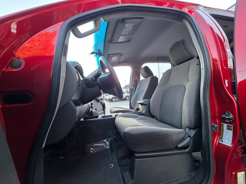 2013 Nissan Xterra 4X4 V6 4.0L / NEW LIFT + WHEELS + TIRES / 1-OWNER / LOCAL CAR / EXCELLENT HISTORY / VERY CLEAN - Photo 13 - Portland, OR 97217