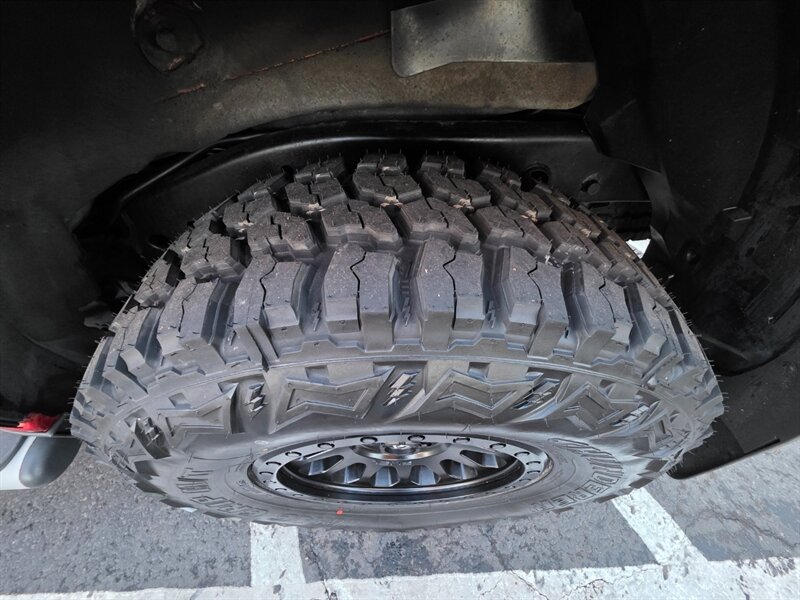 2013 Nissan Xterra 4X4 V6 4.0L / NEW LIFT + WHEELS + TIRES / 1-OWNER / LOCAL CAR / EXCELLENT HISTORY / VERY CLEAN - Photo 44 - Portland, OR 97217