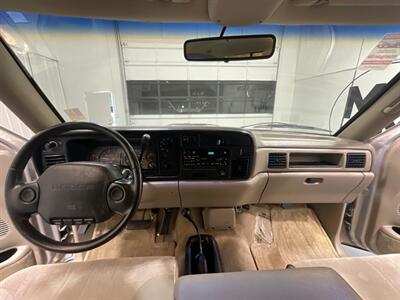 1996 Dodge Ram 3500 Laramie SLT 4X4 5.9L DIESEL 12-VALVE / 86k MILES / DUALLY / ZERO RUST / LONG BED - Photo 37 - Gladstone, OR 97027