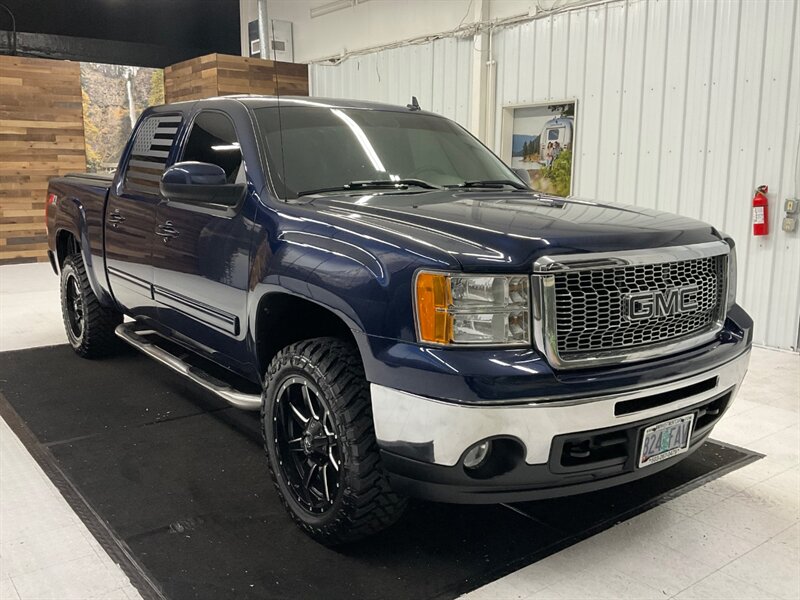 2011 GMC Sierra 1500 4x4 SLT Crew Cab 5.3L V8 / Leather /Sunroof /LOCAL  / BRAND NEW WHEELS & TIRES / RUST FREE / Excel Cond - Photo 2 - Gladstone, OR 97027