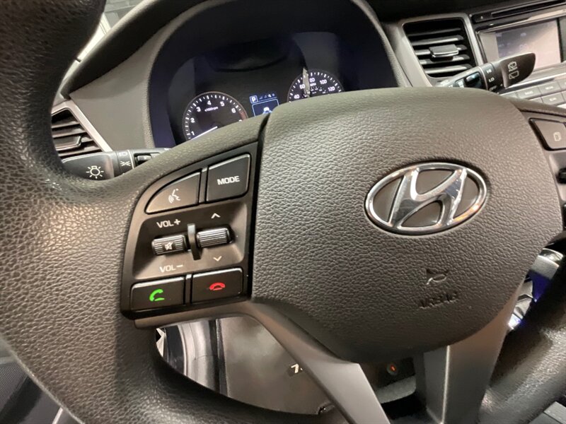 2016 Hyundai Tucson SE Sport Utility AWD / BackupCamera / LOCAL  / 83,000 MILES - Photo 21 - Gladstone, OR 97027