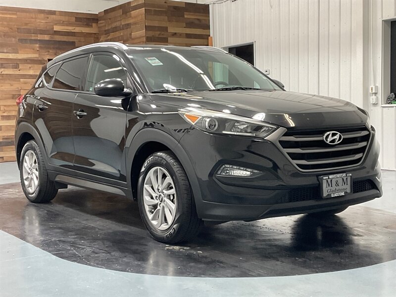 2016 Hyundai Tucson SE Sport Utility AWD / BackupCamera / LOCAL  / 83,000 MILES - Photo 54 - Gladstone, OR 97027