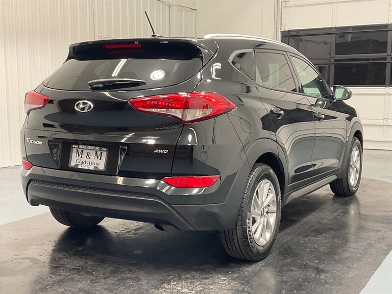 2016 Hyundai Tucson SE Sport Utility AWD / BackupCamera / LOCAL  / 83,000 MILES - Photo 7 - Gladstone, OR 97027