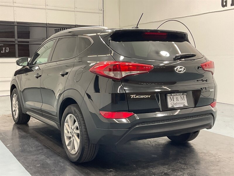 2016 Hyundai Tucson SE Sport Utility AWD / BackupCamera / LOCAL  / 83,000 MILES - Photo 8 - Gladstone, OR 97027