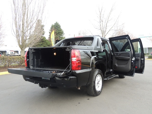 2007 Chevrolet Avalanche Z71 / 4X4 / Rear DVD / Navigation / Loaded   - Photo 13 - Portland, OR 97217