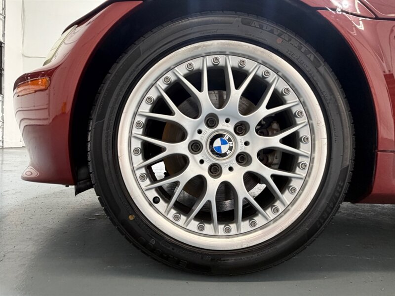 2001 BMW Z3 3.0i 2dr Hatchback / 5-SPEED MANUAL /86K MILES / NEW TIRES / LEATHER SEATS - Photo 23 - Gladstone, OR 97027