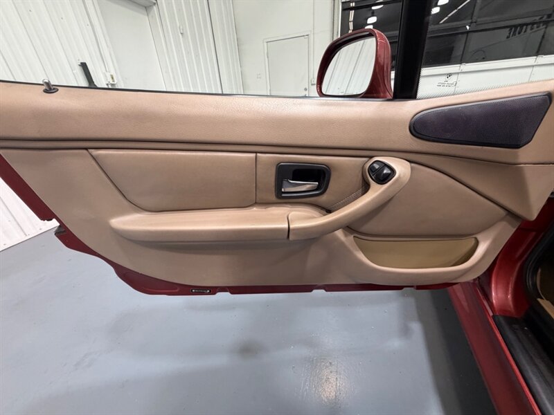2001 BMW Z3 3.0i 2dr Hatchback / 5-SPEED MANUAL /86K MILES / NEW TIRES / LEATHER SEATS - Photo 34 - Gladstone, OR 97027