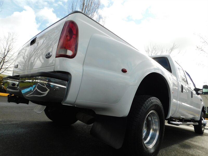 2001 Ford F-350 Super Duty Lariat DUALLY / 4X4 / 7.3L DIESEL   - Photo 12 - Portland, OR 97217