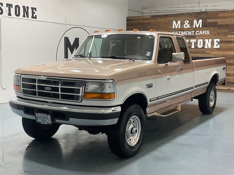 1997 Ford F-250 XLT Extended Cab 4X4 / 7.5L V8 / 62,000 MILES / LONG BED / ZERO RUST / SUPER CLEAN INSIDE OUT / BRAND NEW TIRES / SUNROOF - Photo 1 - Gladstone, OR 97027