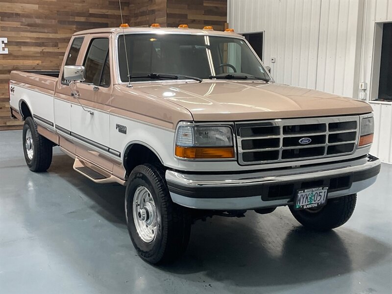 1997 Ford F-250 XLT Extended Cab 4X4 / 7.5L V8 / 62,000 MILES / LONG BED / ZERO RUST / SUPER CLEAN INSIDE OUT / BRAND NEW TIRES / SUNROOF - Photo 2 - Gladstone, OR 97027