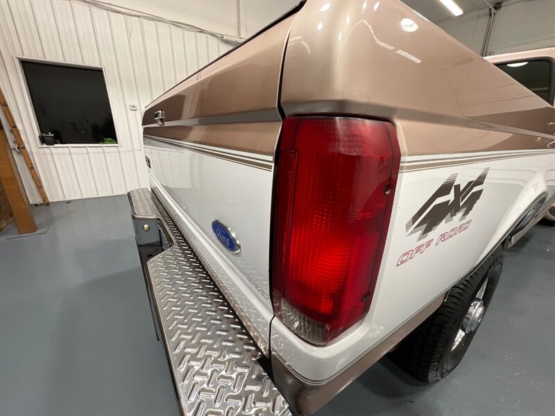 1997 Ford F-250 XLT Extended Cab 4X4 / 7.5L V8 / 62,000 MILES / LONG BED / ZERO RUST / SUPER CLEAN INSIDE OUT / BRAND NEW TIRES / SUNROOF - Photo 29 - Gladstone, OR 97027