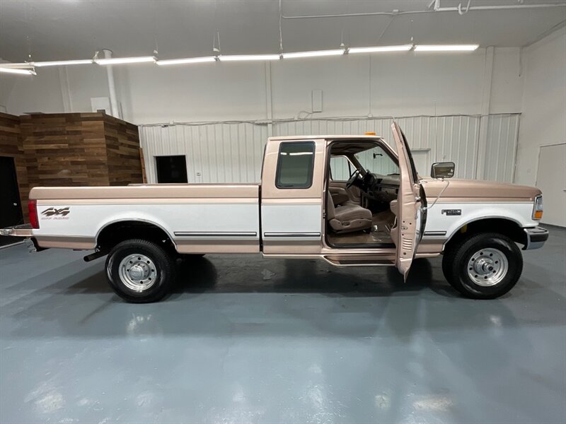 1997 Ford F-250 XLT Extended Cab 4X4 / 7.5L V8 / 62,000 MILES / LONG BED / ZERO RUST / SUPER CLEAN INSIDE OUT / BRAND NEW TIRES / SUNROOF - Photo 50 - Gladstone, OR 97027
