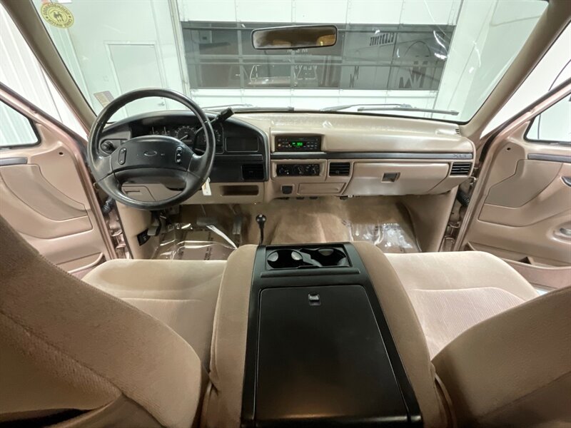 1997 Ford F-250 XLT Extended Cab 4X4 / 7.5L V8 / 62,000 MILES / LONG BED / ZERO RUST / SUPER CLEAN INSIDE OUT / BRAND NEW TIRES / SUNROOF - Photo 38 - Gladstone, OR 97027