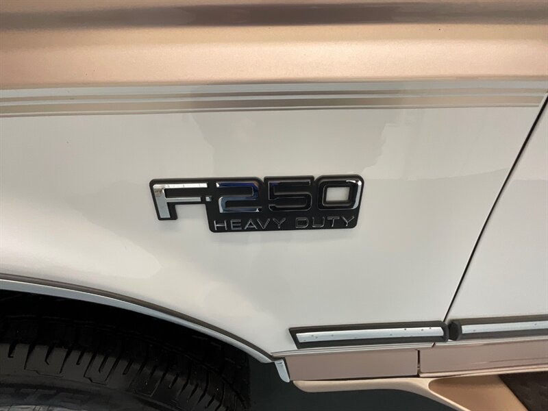 1997 Ford F-250 XLT Extended Cab 4X4 / 7.5L V8 / 62,000 MILES / LONG BED / ZERO RUST / SUPER CLEAN INSIDE OUT / BRAND NEW TIRES / SUNROOF - Photo 31 - Gladstone, OR 97027