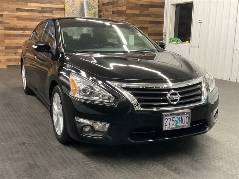 2015 Nissan Altima 2.5 SV / Backup Came   - Photo 2 - Gladstone, OR 97027