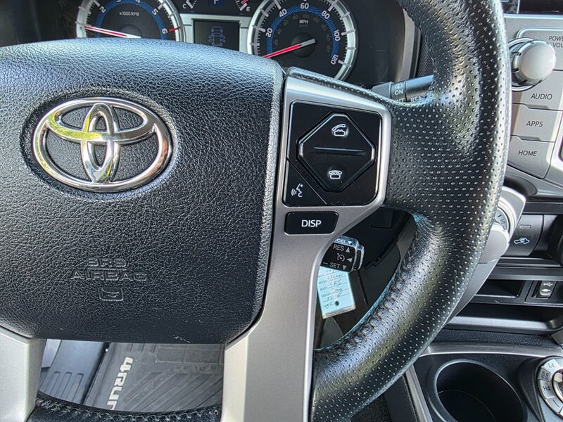 2015 Toyota 4Runner 4X4 / LIFTED / FUEL RIMS / NEW TIRES / PRINSU RACK / V6 4.0L / NAVi / REAR CAM / ZERO RUST / PRISTINE - Photo 32 - Portland, OR 97217