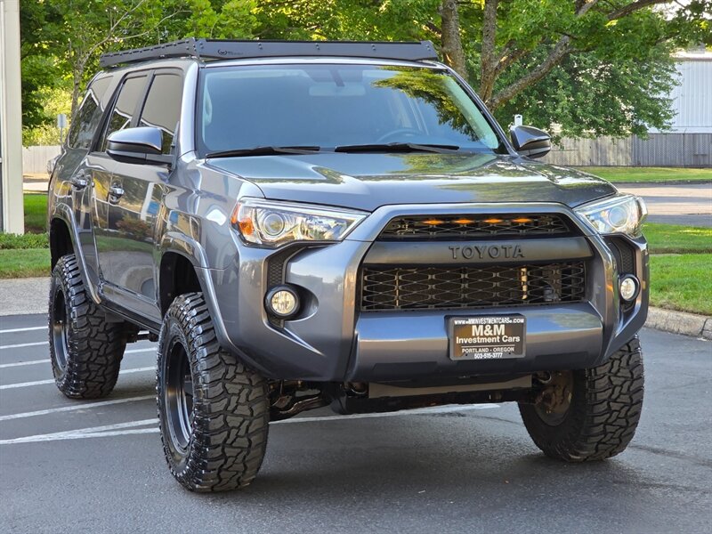 2015 Toyota 4Runner 4X4 / LIFTED / FUEL RIMS / NEW TIRES / PRINSU RACK / V6 4.0L / NAVi / REAR CAM / ZERO RUST / PRISTINE - Photo 2 - Portland, OR 97217