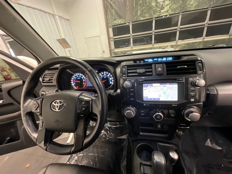 2014 Toyota 4Runner Trail TRD PRO UPGRADED LEATHER / 4X4 / LIFTED  TRD PRO LEATHER & HEATED SEATS / LIFTED w/ BRAND NEW BF GOODRICH TIRES - Photo 18 - Gladstone, OR 97027